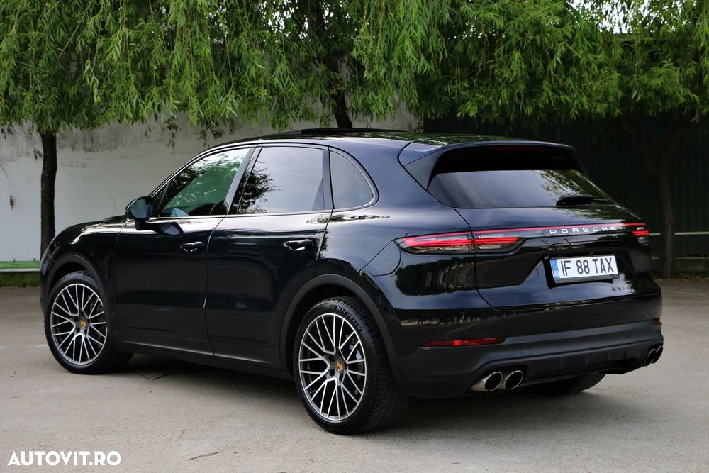 Porsche Cayenne S - 5