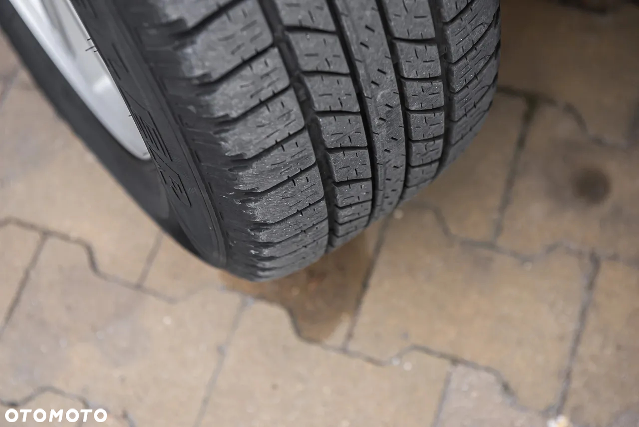 Land Rover Freelander - 28