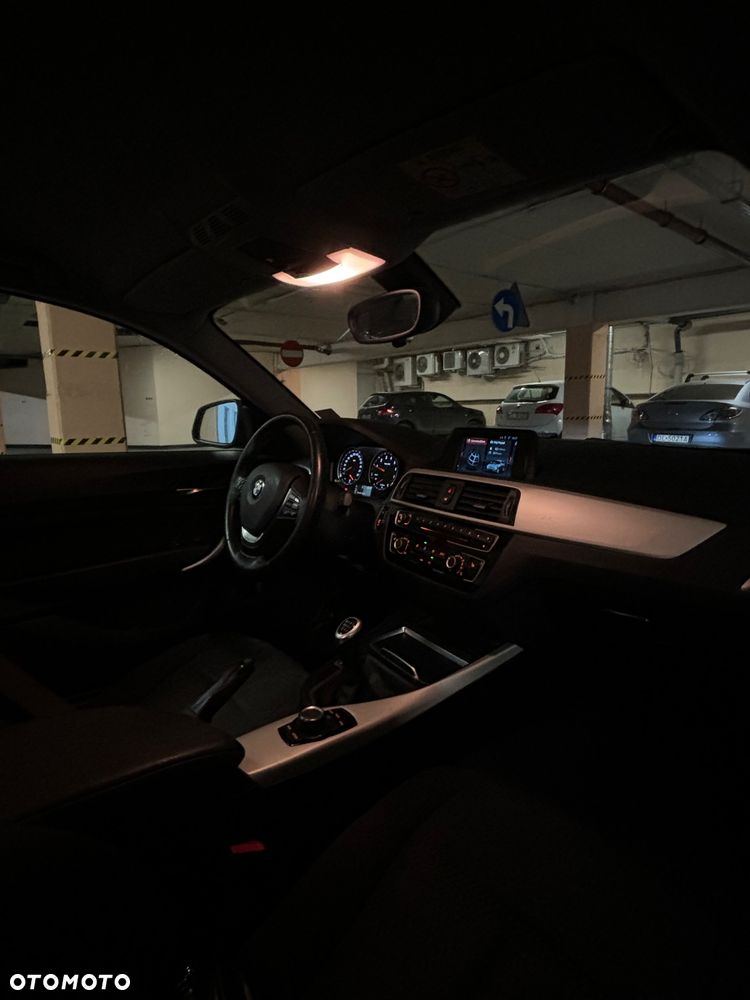 BMW Seria 1 118i - 14