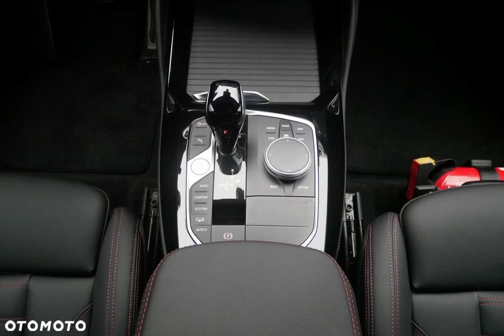 BMW X4 - 11
