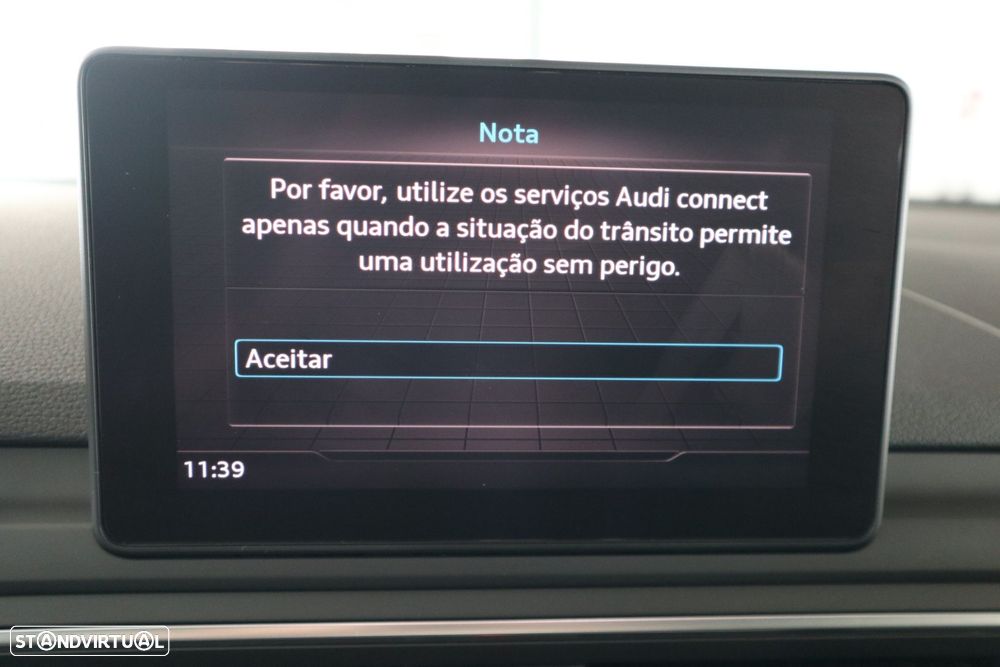 Audi A4 Avant 2.0 TDI S tronic - 36