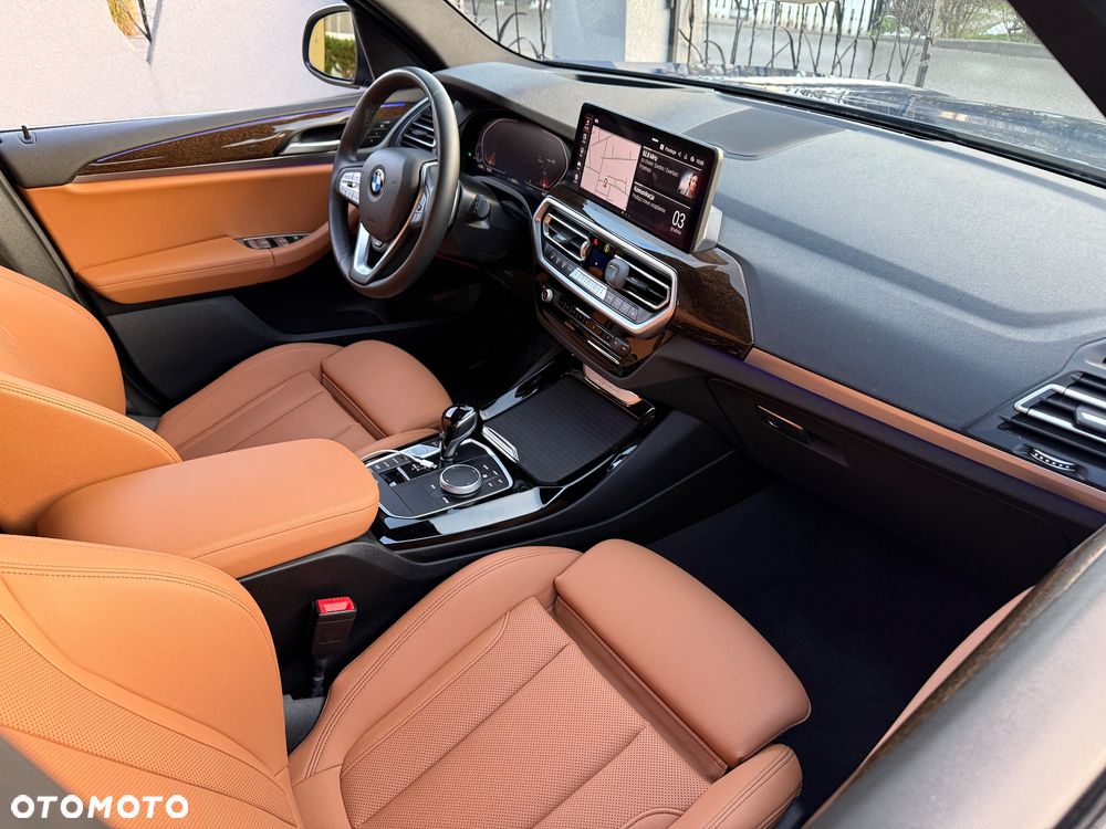 BMW X3 xDrive30i - 16