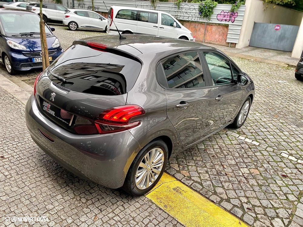 Peugeot 208 1.2 PureTech Style - 6