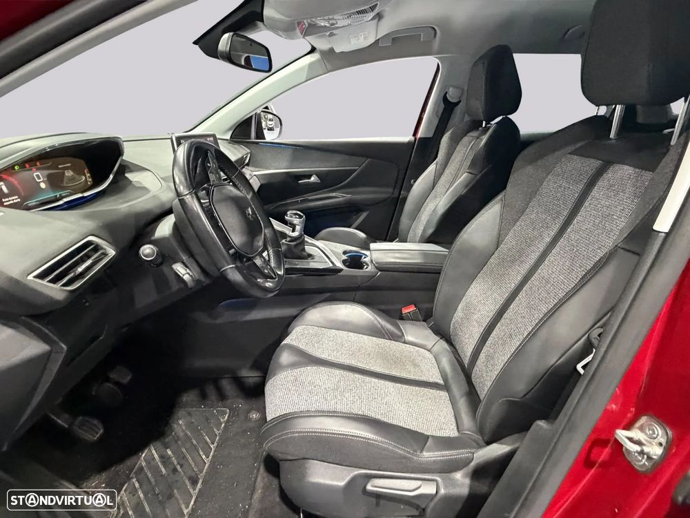 Peugeot 3008 - 18