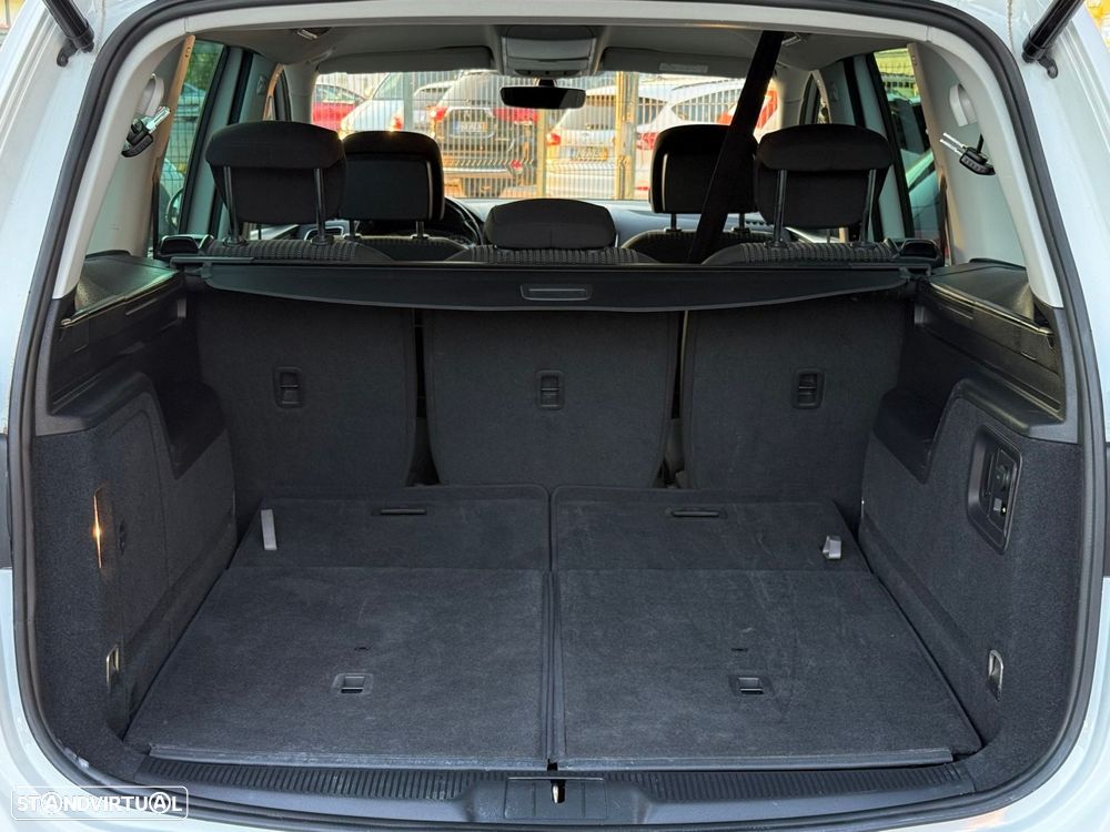 SEAT Alhambra 2.0 TDI Xcellence DSG - 25