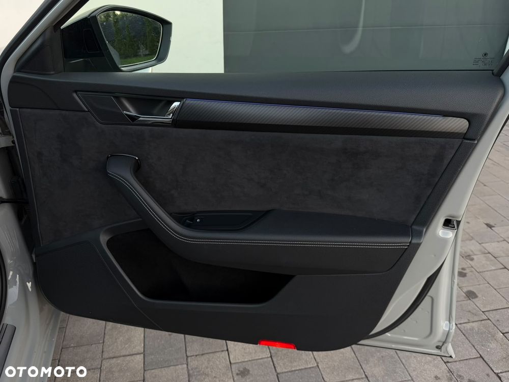 Skoda Superb - 19