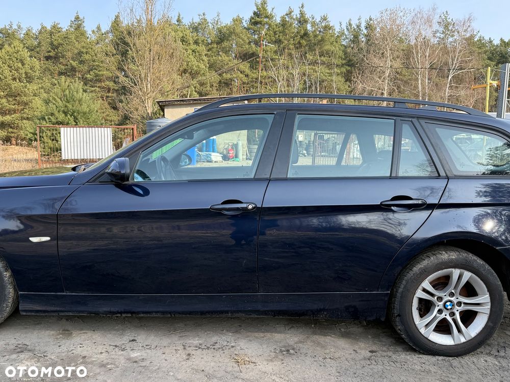 DRZWI TYLNE LEWE BMW E90 KOMBI  MONACOBLAU METALLIC - 2