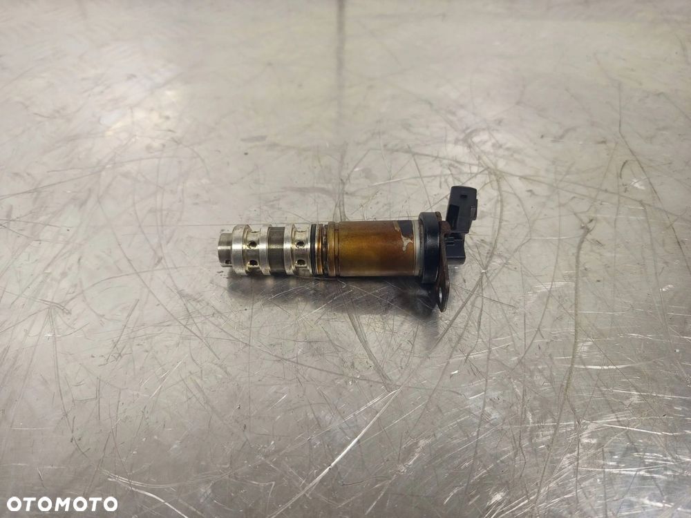 Zawór zmiennych faz rozrządu BMW e87 e90 2.0 B 7584115 - 1