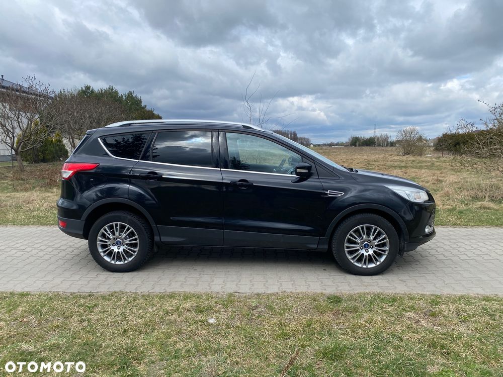 Ford Kuga 2.0 TDCi FWD Titanium - 4