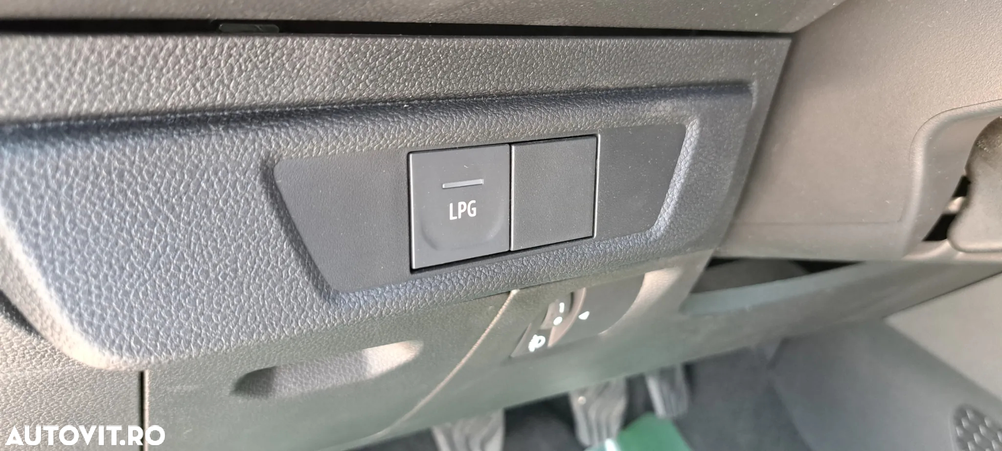 Dacia Logan ECO-G 100 MT6 Prestige - 8