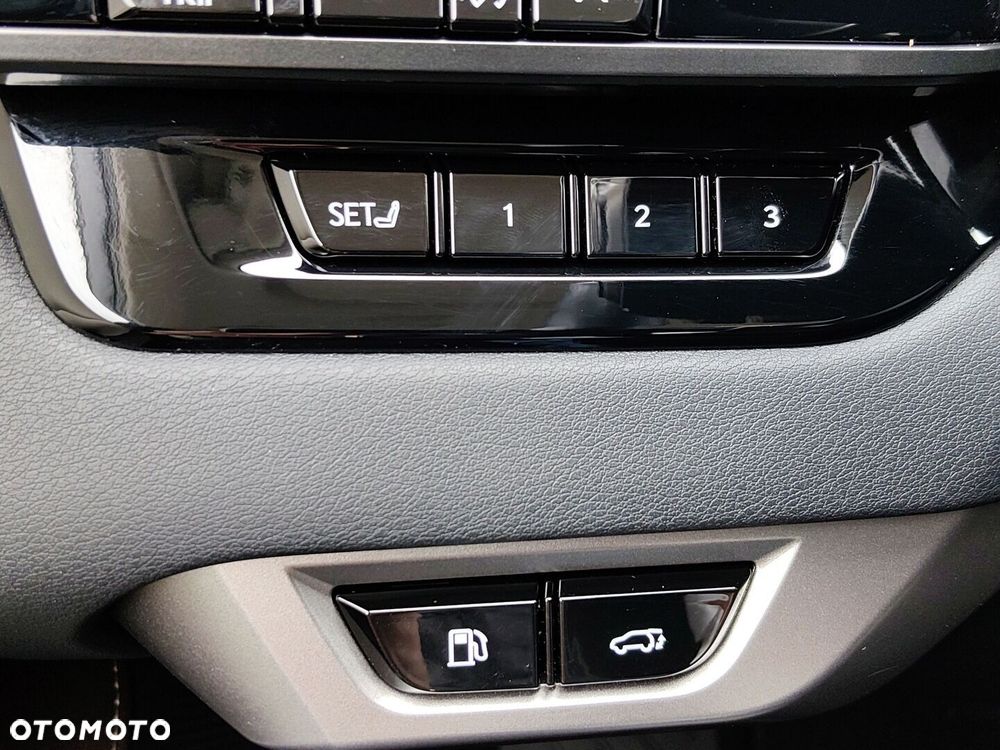 Lexus RX 350h Prestige - 28