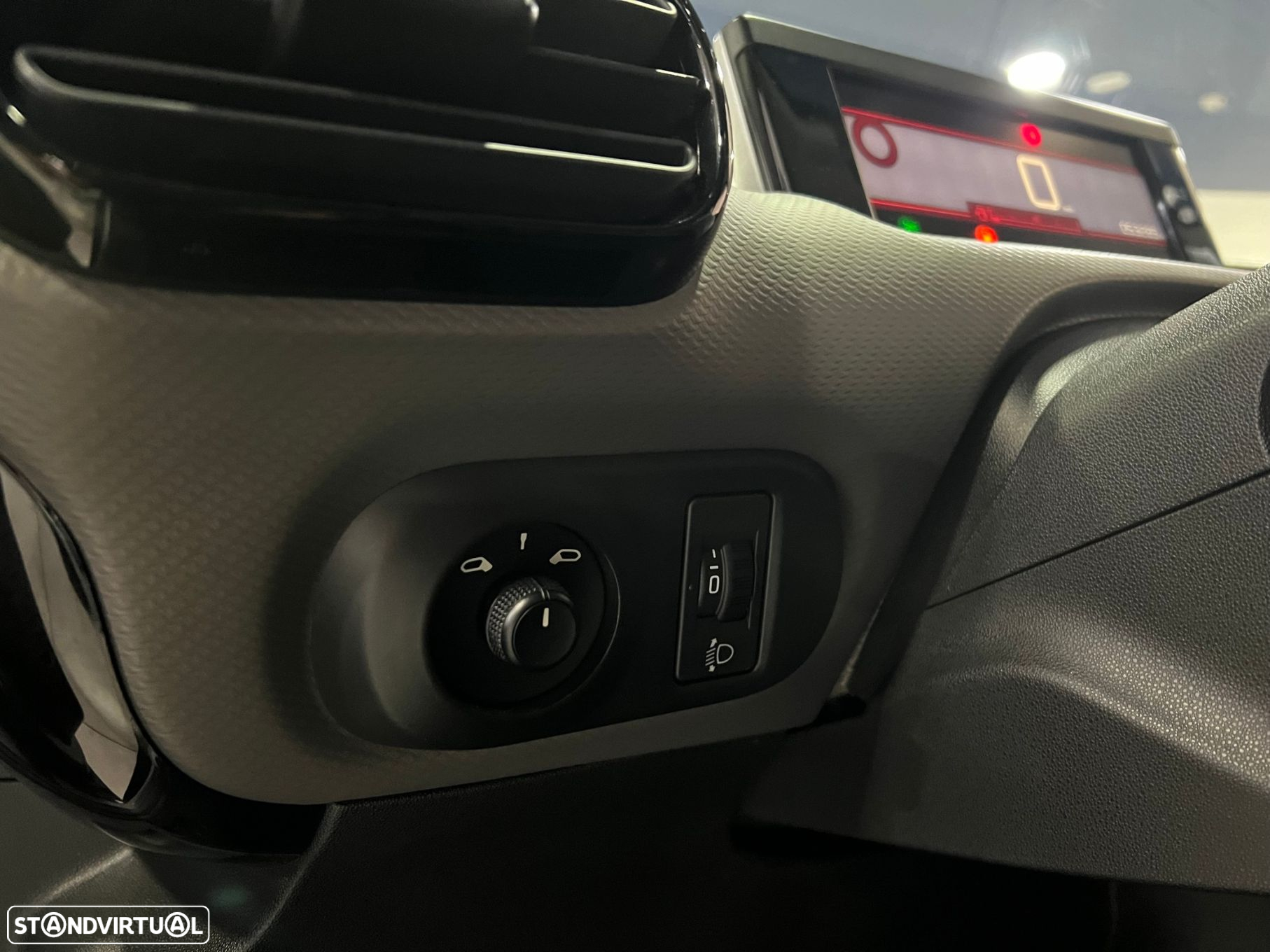 Citroën C4 Cactus 1.5 BlueHDi Feel Business - 17
