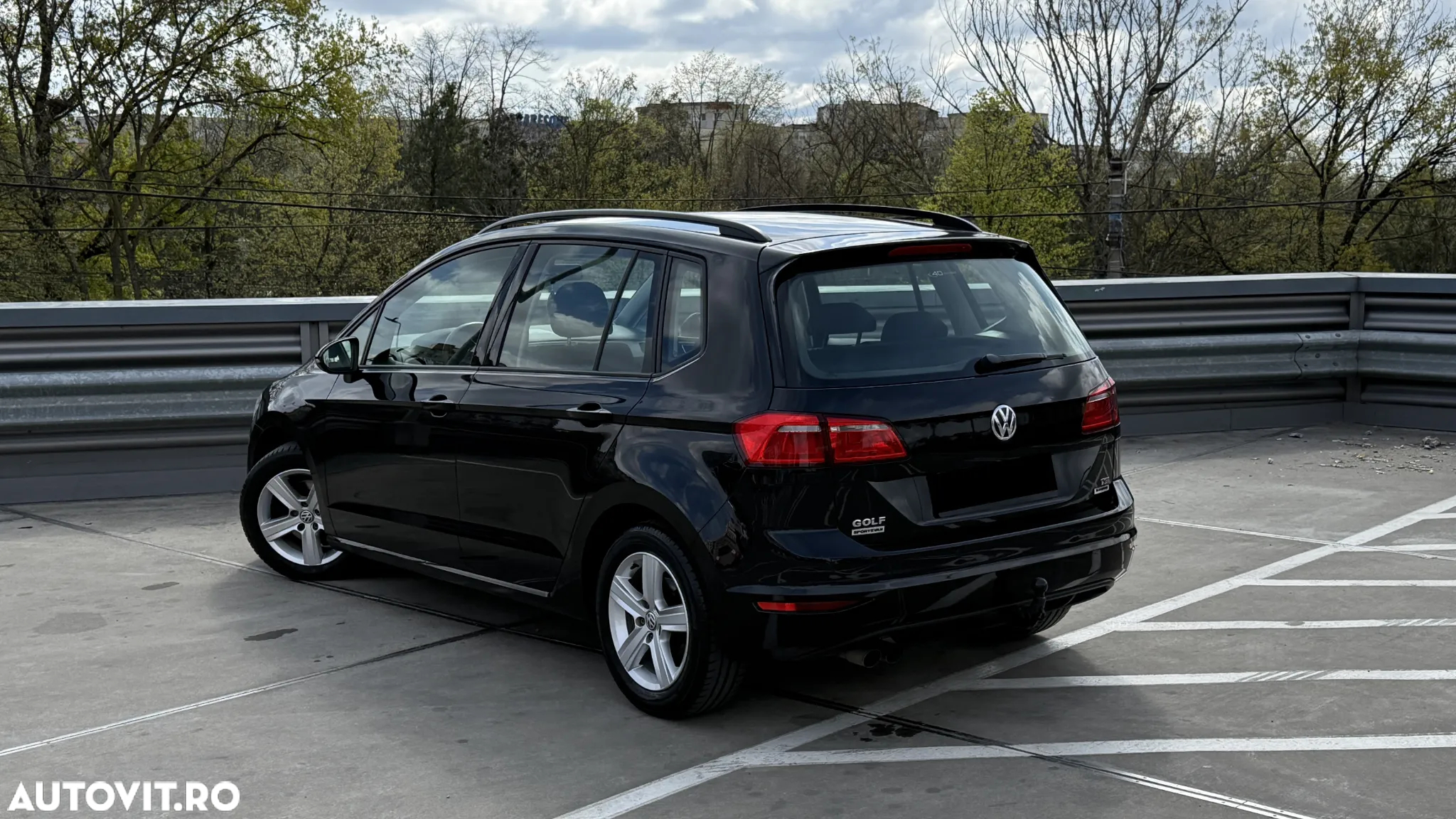 Volkswagen Golf Sportsvan 1.4 TSI (BlueMotion Technology) Comfortline - 5