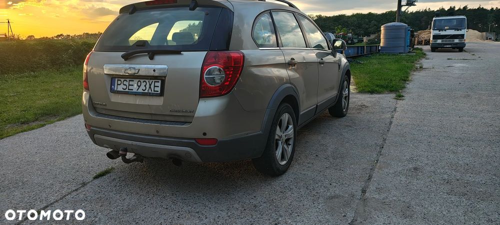 Chevrolet Captiva - 9