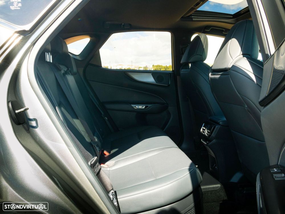Lexus NX 450h+ F Sport - 15
