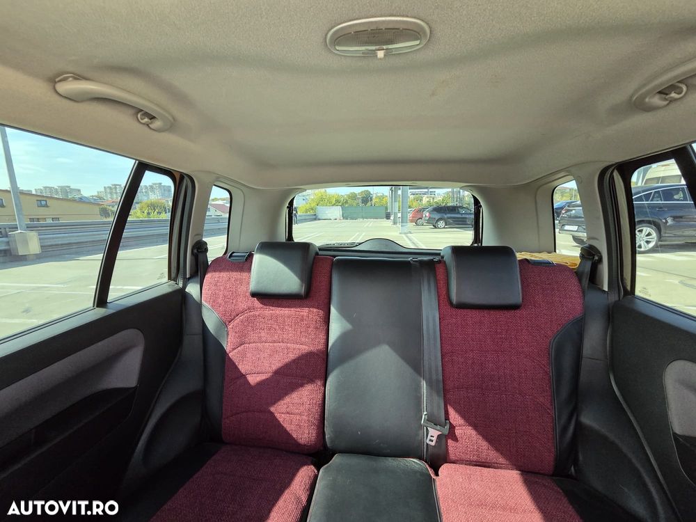 Ford Fusion - 10
