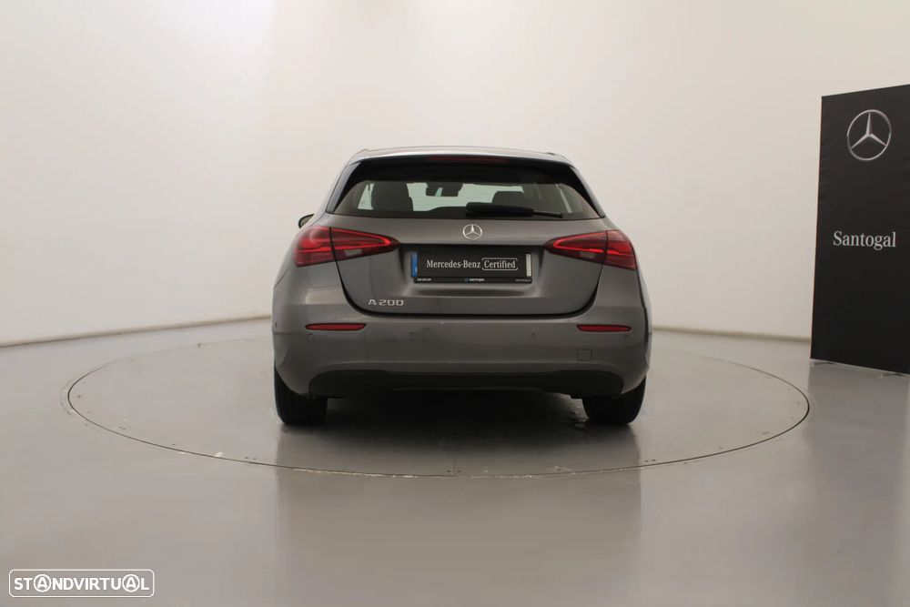 Mercedes-Benz A 200 Standard - 8