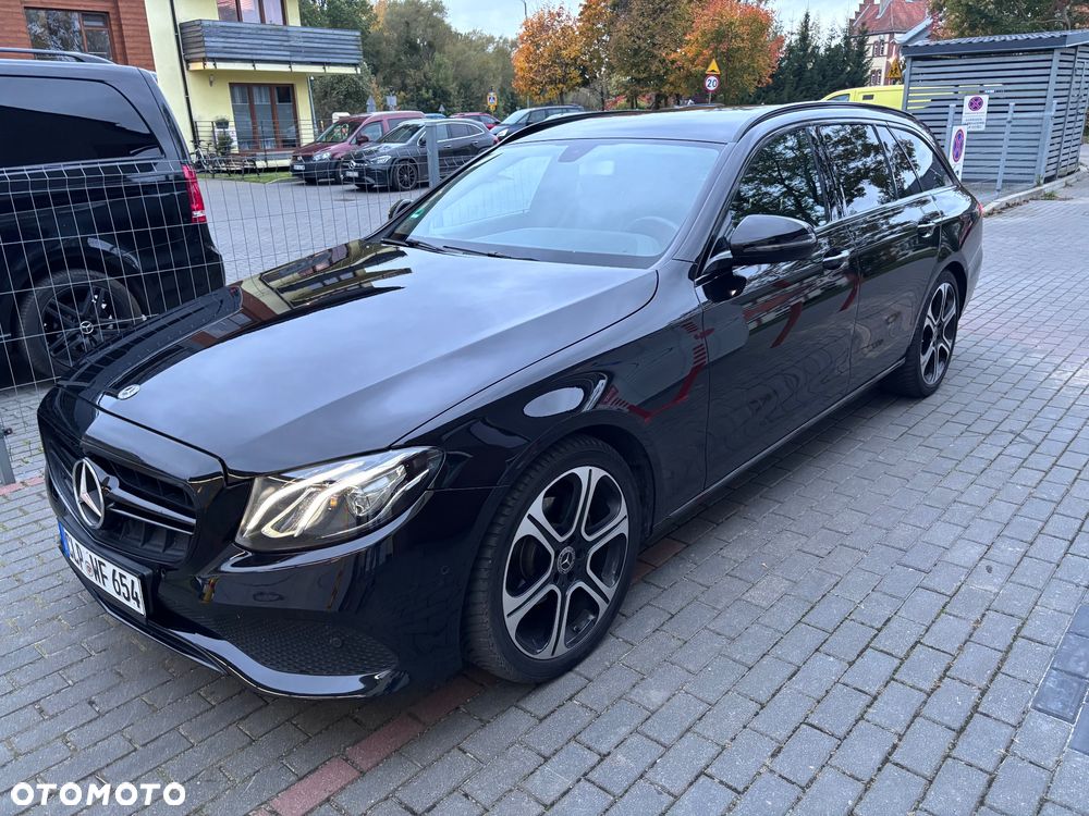 Mercedes-Benz Klasa E 200 d 9G-TRONIC - 11