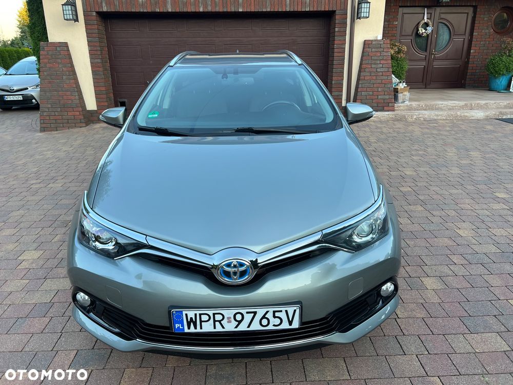 Toyota Auris 1.8 HSD Prestige - 1