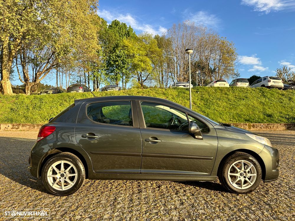 Peugeot 207 1.4 16V Active - 9