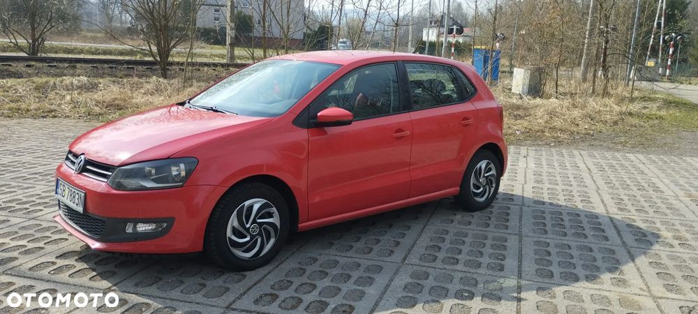 Volkswagen Polo 1.4 16V Comfortline - 1
