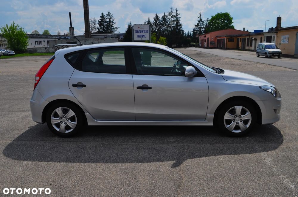 Hyundai i30 1.6 CRDi Comfort - 3