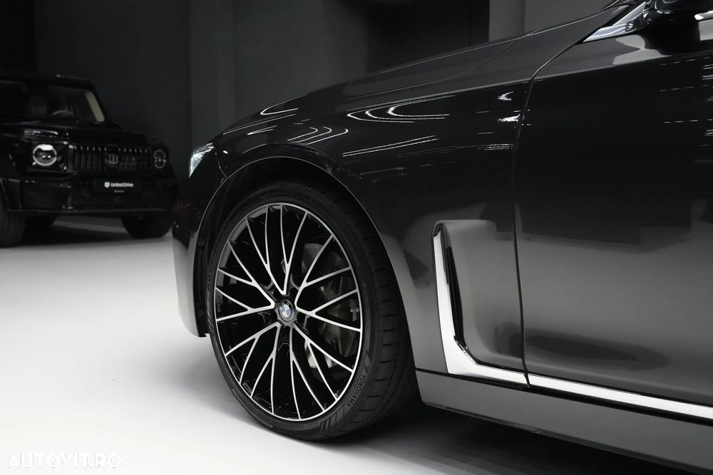 BMW Seria 7 740Li xDrive - 7
