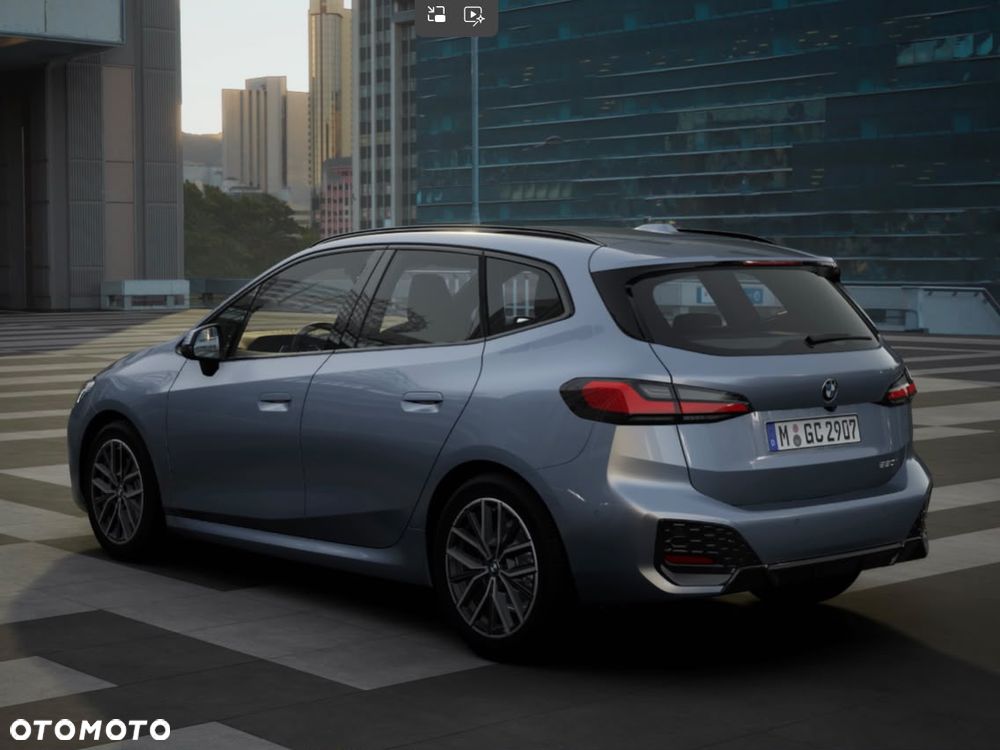 BMW Seria 2 220i mHEV - 6