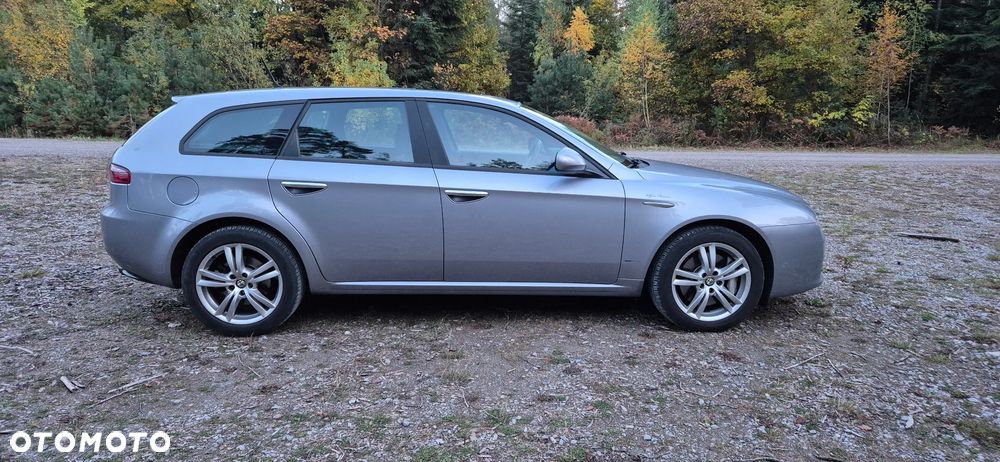 Alfa Romeo 159 2009 photo 5