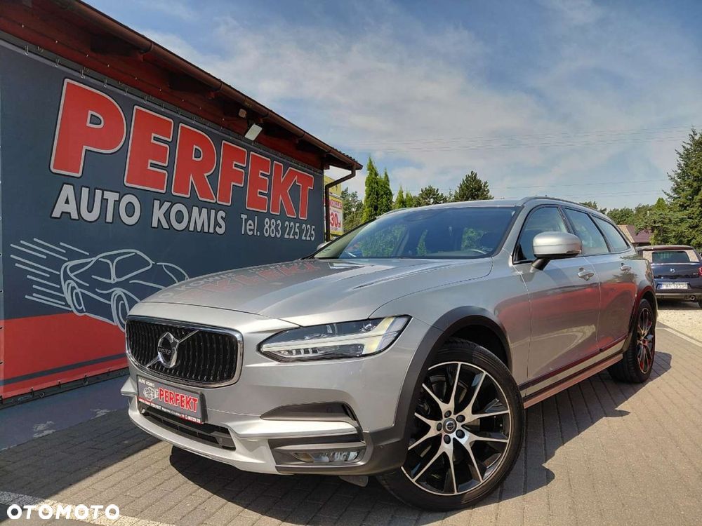 Volvo V90 Cross Country - 1