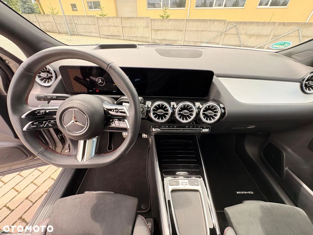 Mercedes-Benz GLA 220 mHEV 4-Matic AMG Line 8G-DCT - 15