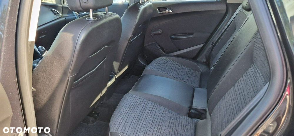Opel Astra - 28