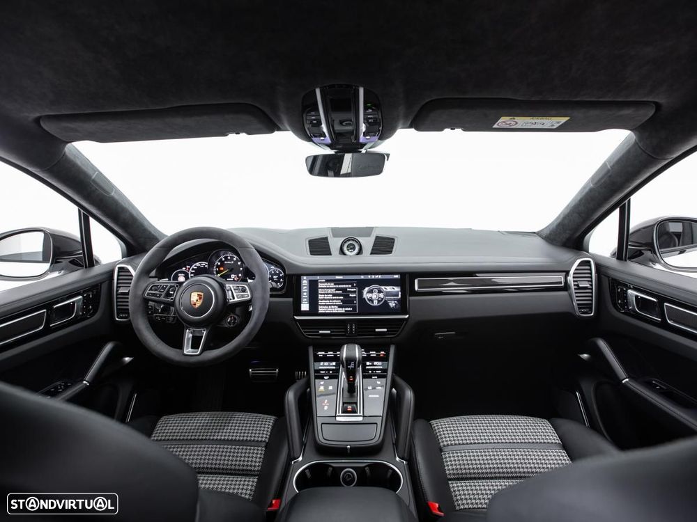 Porsche Cayenne Coupé Turbo S E-Hybrid - 7