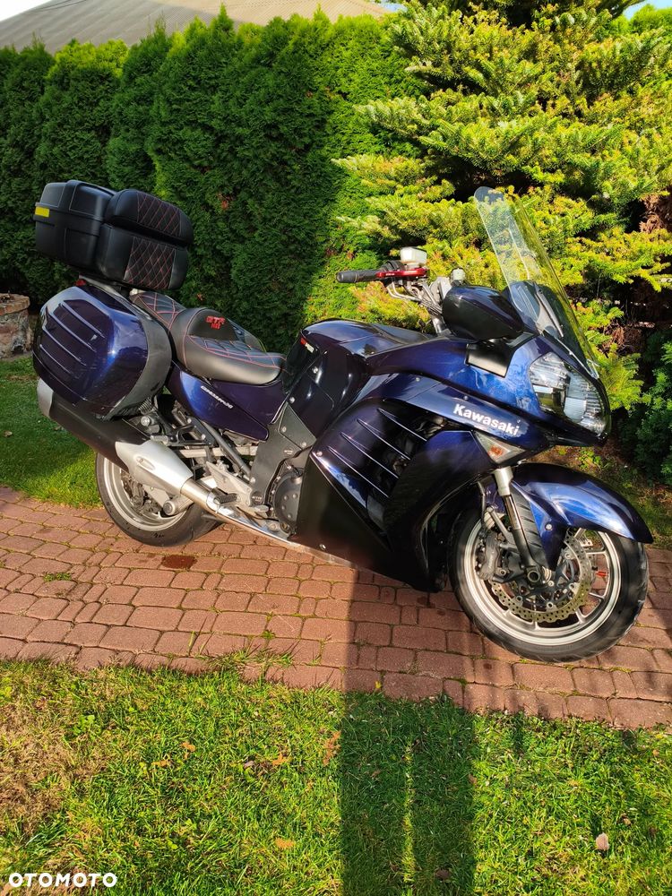Kawasaki GTR
