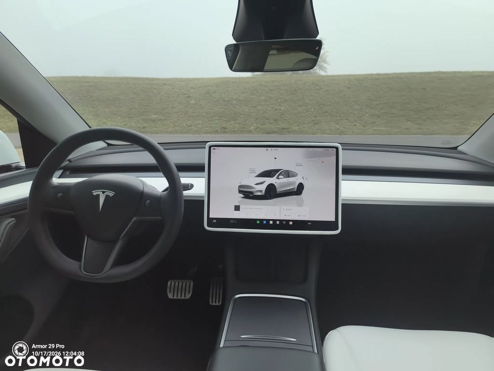 Tesla Model Y Long Range Dual Motor AWD - 28