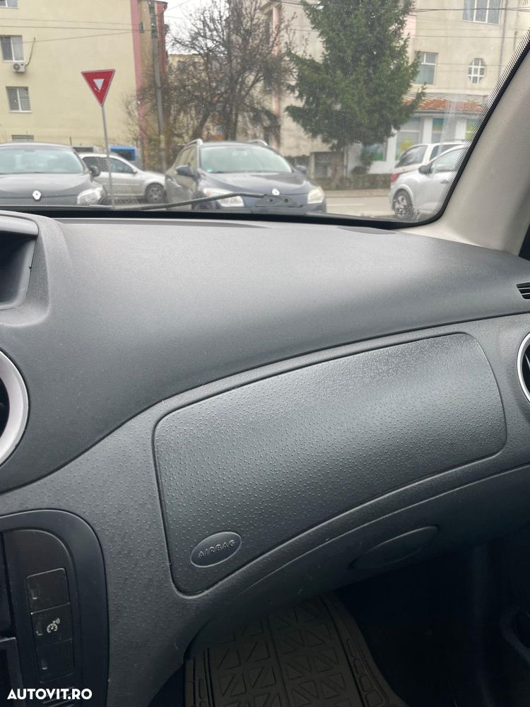 Citroën C3 1.4i Furio - 7
