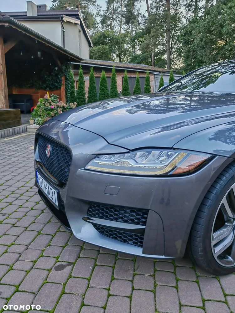 Jaguar XF 35t R-Sport - 8