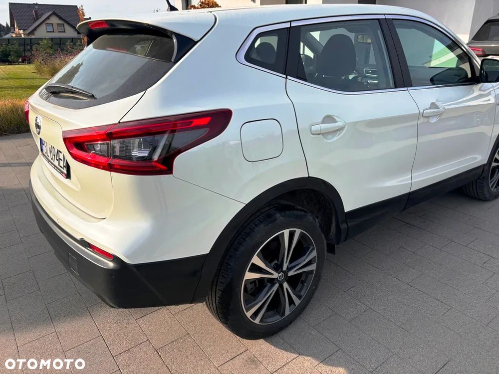 Nissan Qashqai 1.2 DIG-T N-Connecta - 10