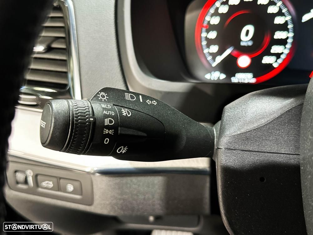 Volvo XC 90 T8 AWD Twin Engine Geartronic Inscription - 50