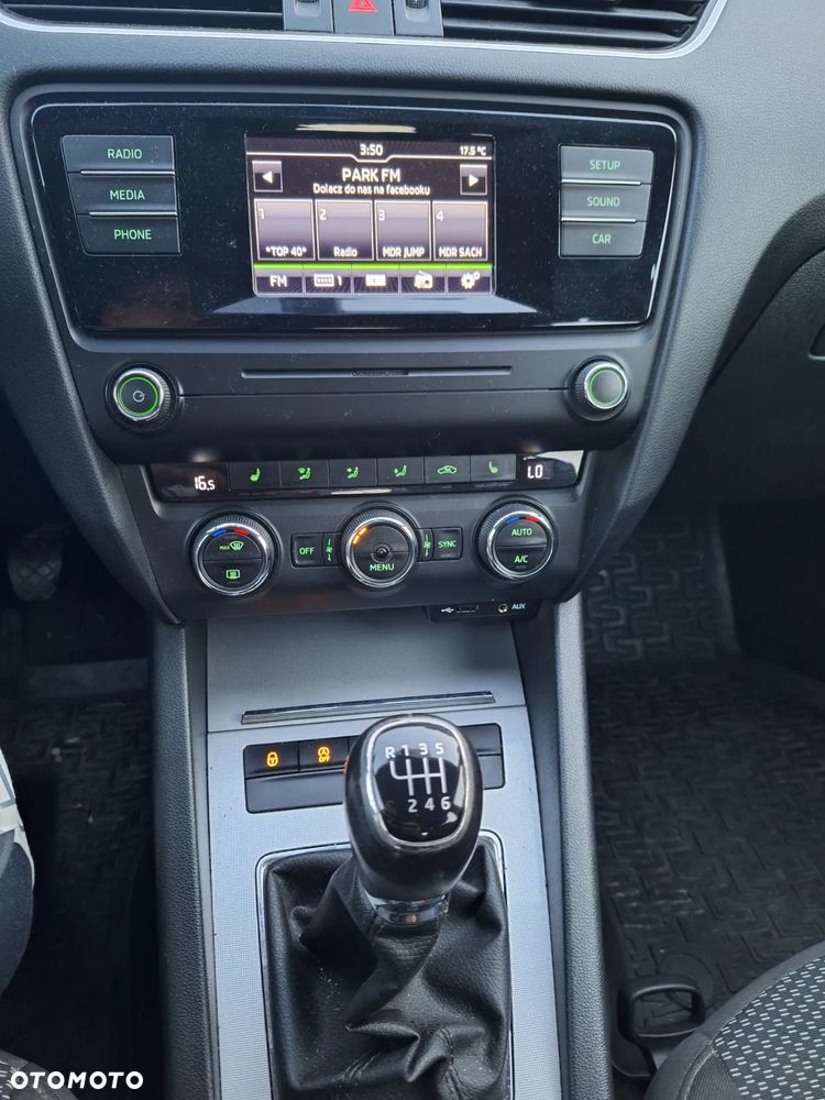 Skoda Octavia 2.0 TDI Style - 19