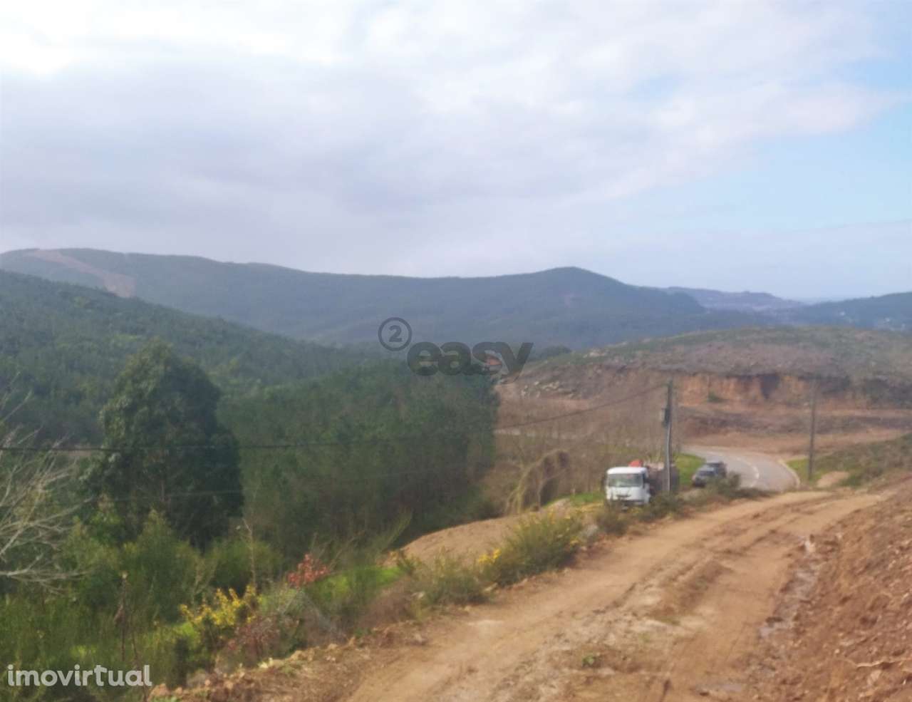 Moradia T3 Térrea Nova em Sopo – Vistas Panorâmicas e Design Moderno - Grande imagem: 5/20