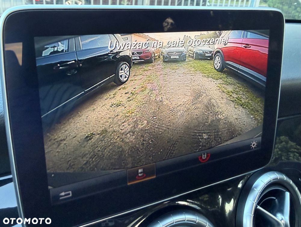 Mercedes-Benz CLA - 16