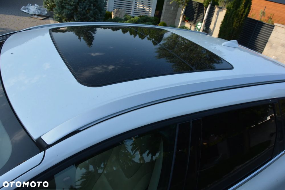 Volvo XC 60 - 30