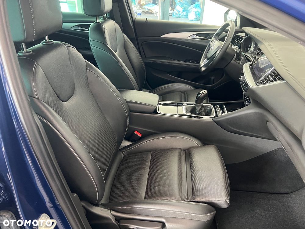 Opel Insignia 1.5 CDTI Business Edition S&S - 32