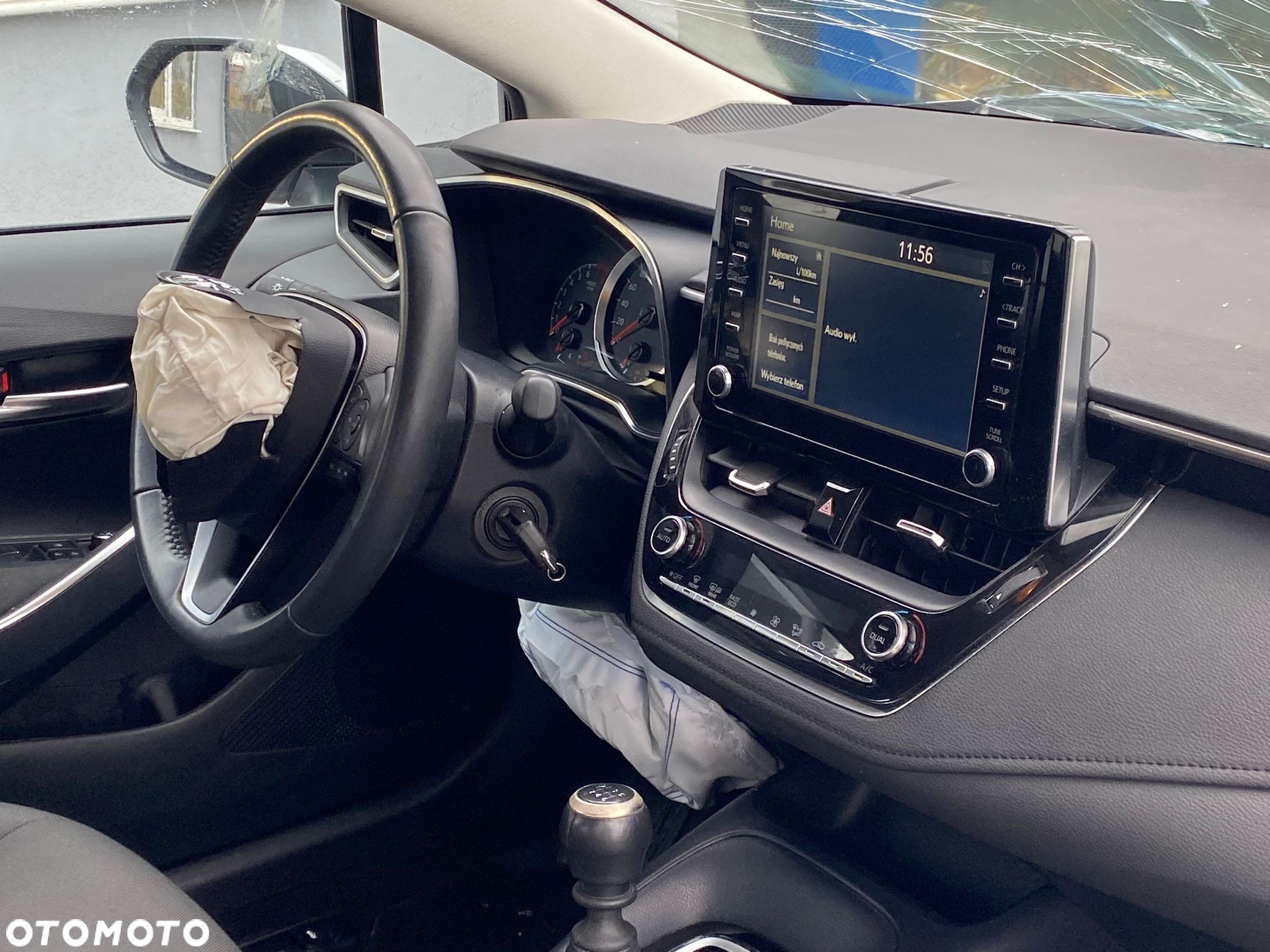 Toyota Corolla 1.5 Comfort - 12