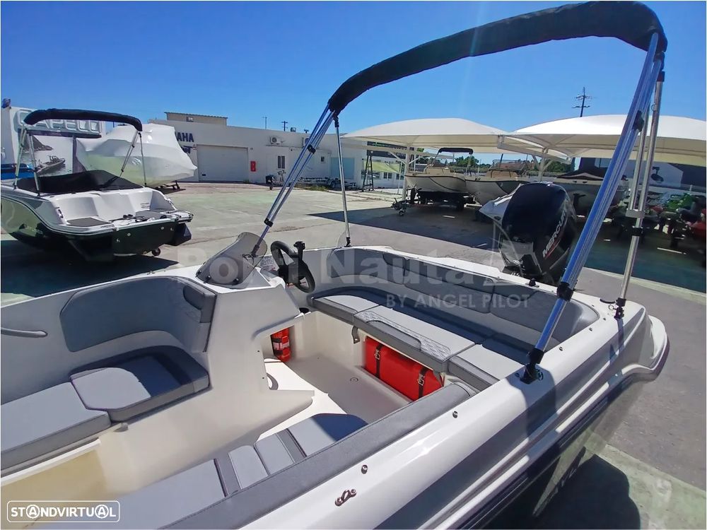 Bayliner M15 - 7