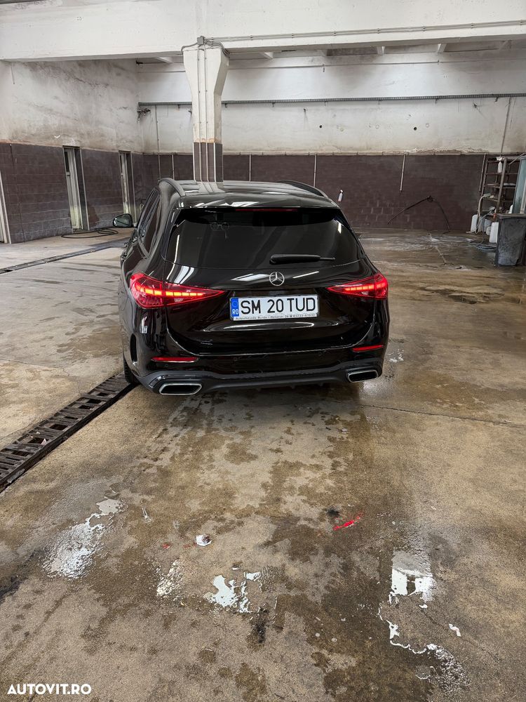Mercedes-Benz C - 9