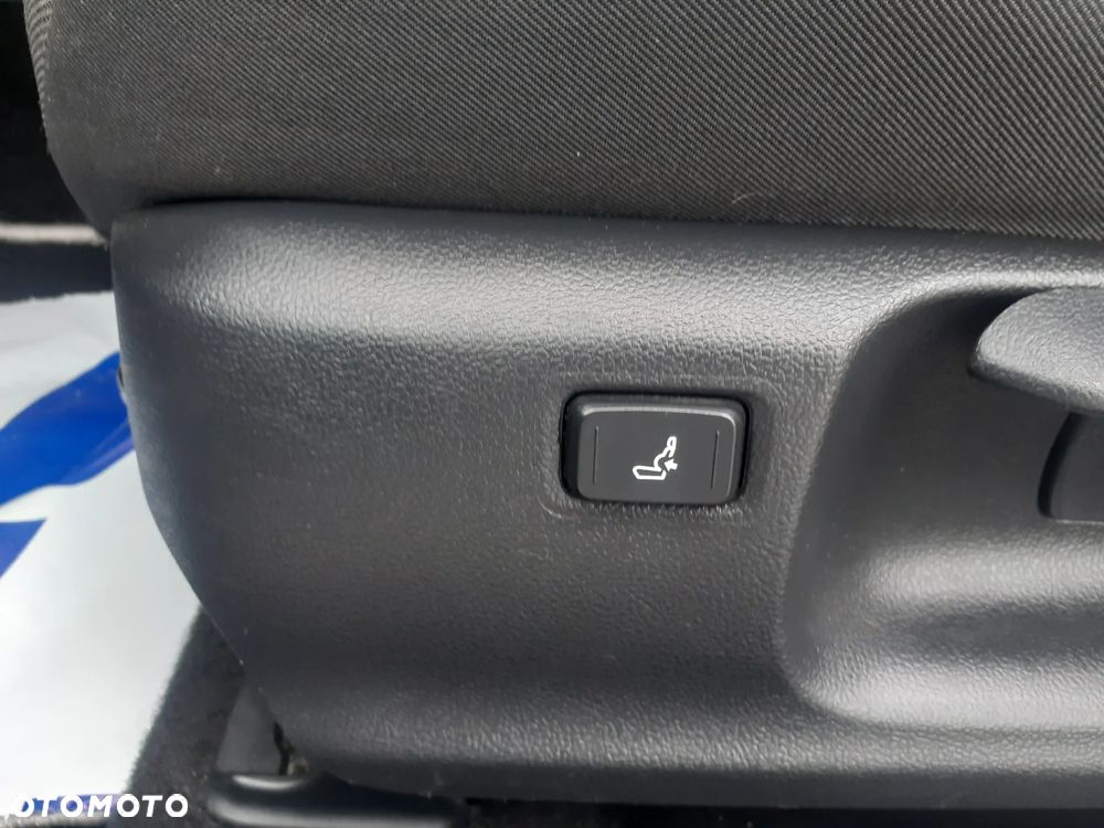 Toyota Corolla 1.8 Hybrid Comfort - 25