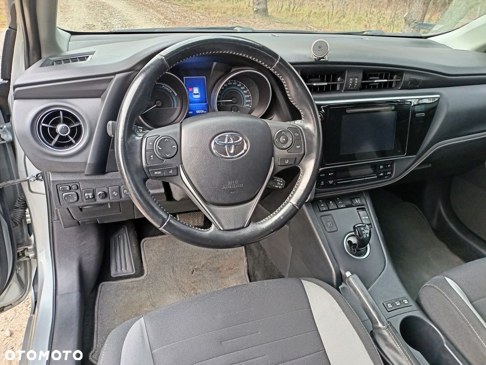 Toyota Auris Hybrid 135 Prestige - 14