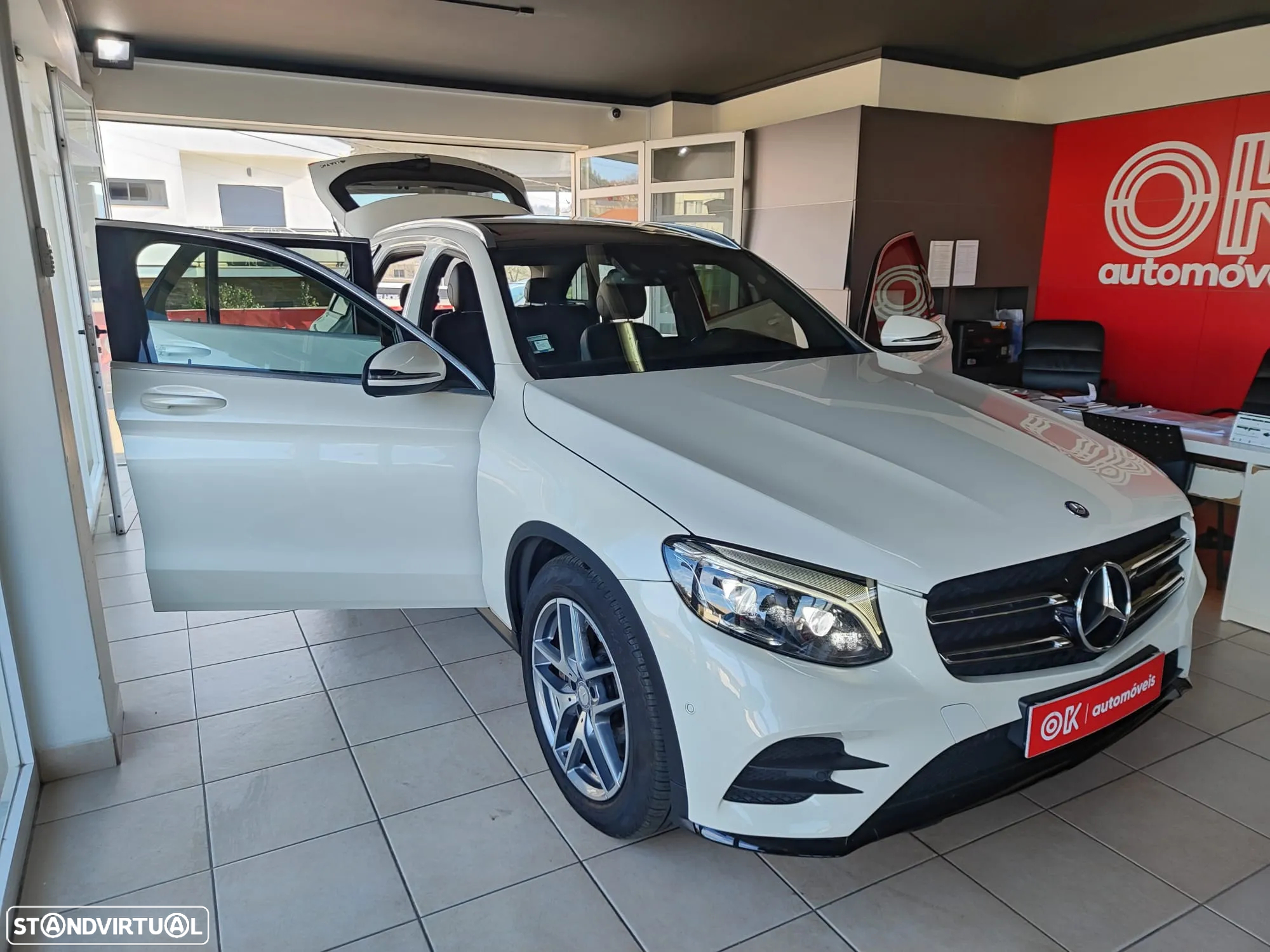 Mercedes-Benz GLC 220 d 4Matic 9G-TRONIC AMG Line - 17